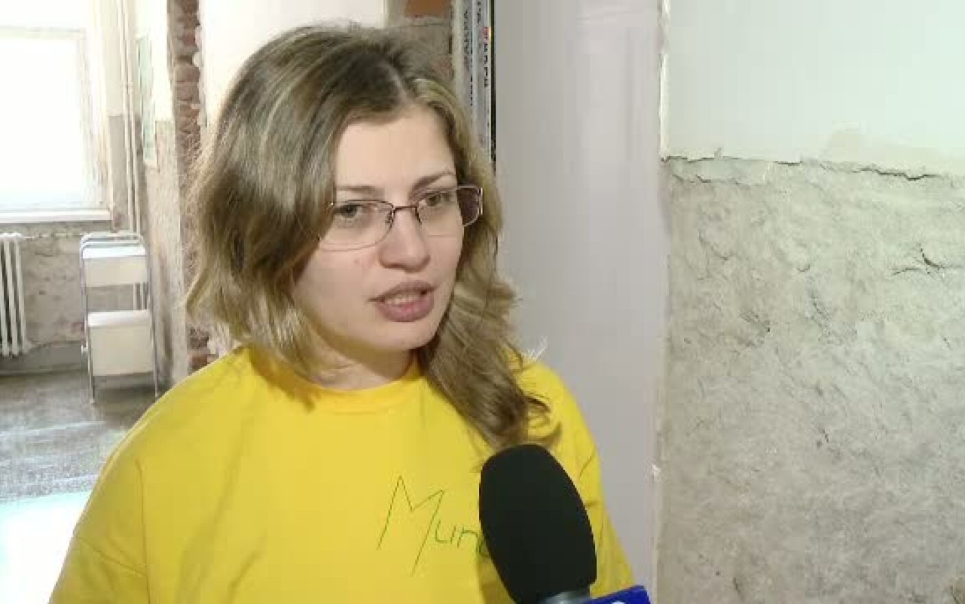 Cativa Tineri Din Timisoara Au Renovat Saloanele Unui Spital In Care