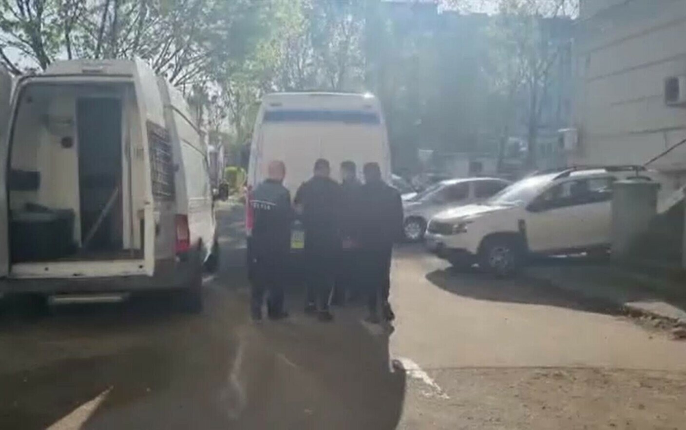 Tată și fiu din Dolj sunt anchetați de poliție după ce au lovit cu