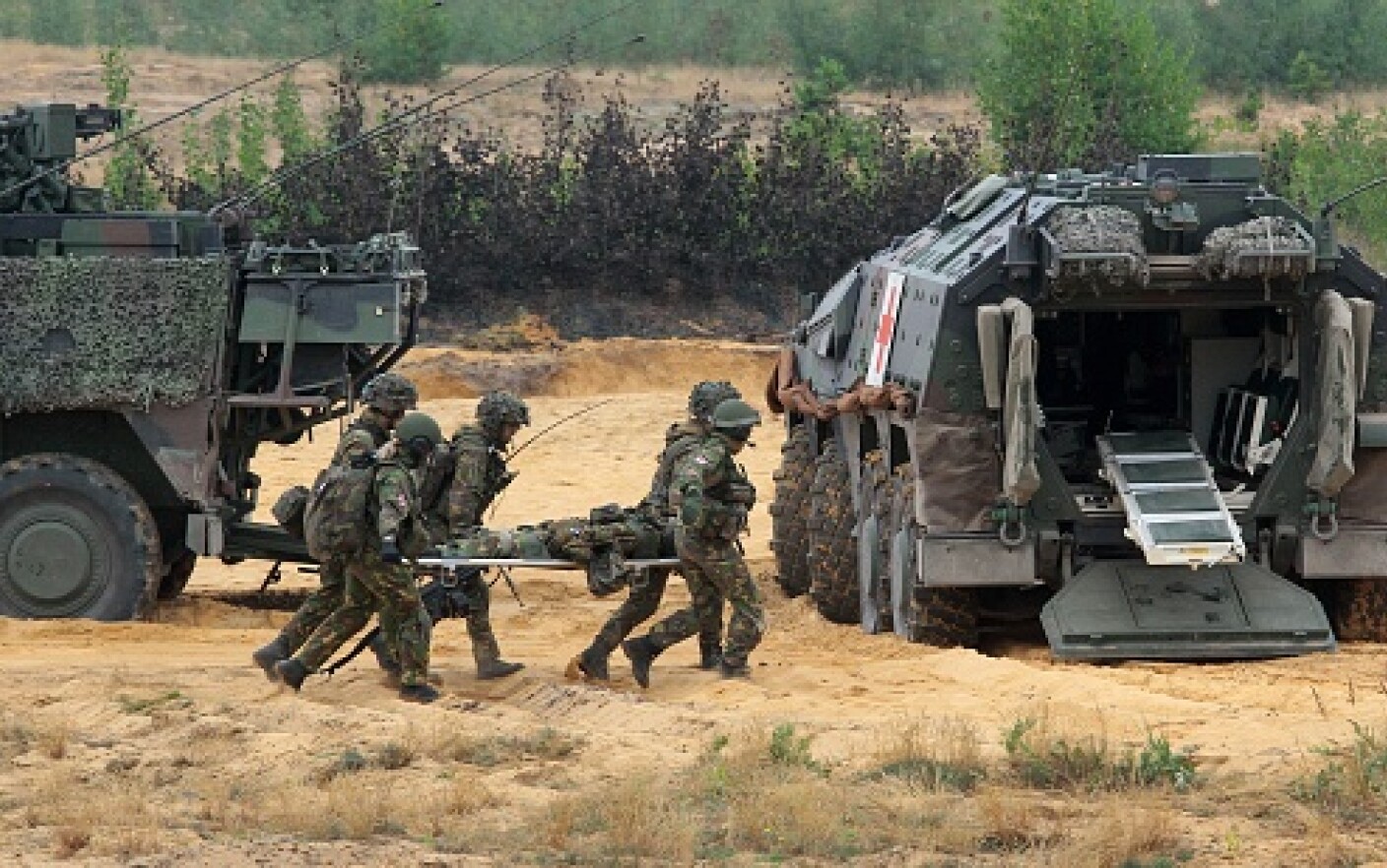 Statele Unite se tem de consolidarea relațiilor militare din cadrul UE: „Ar putea submina NATO”