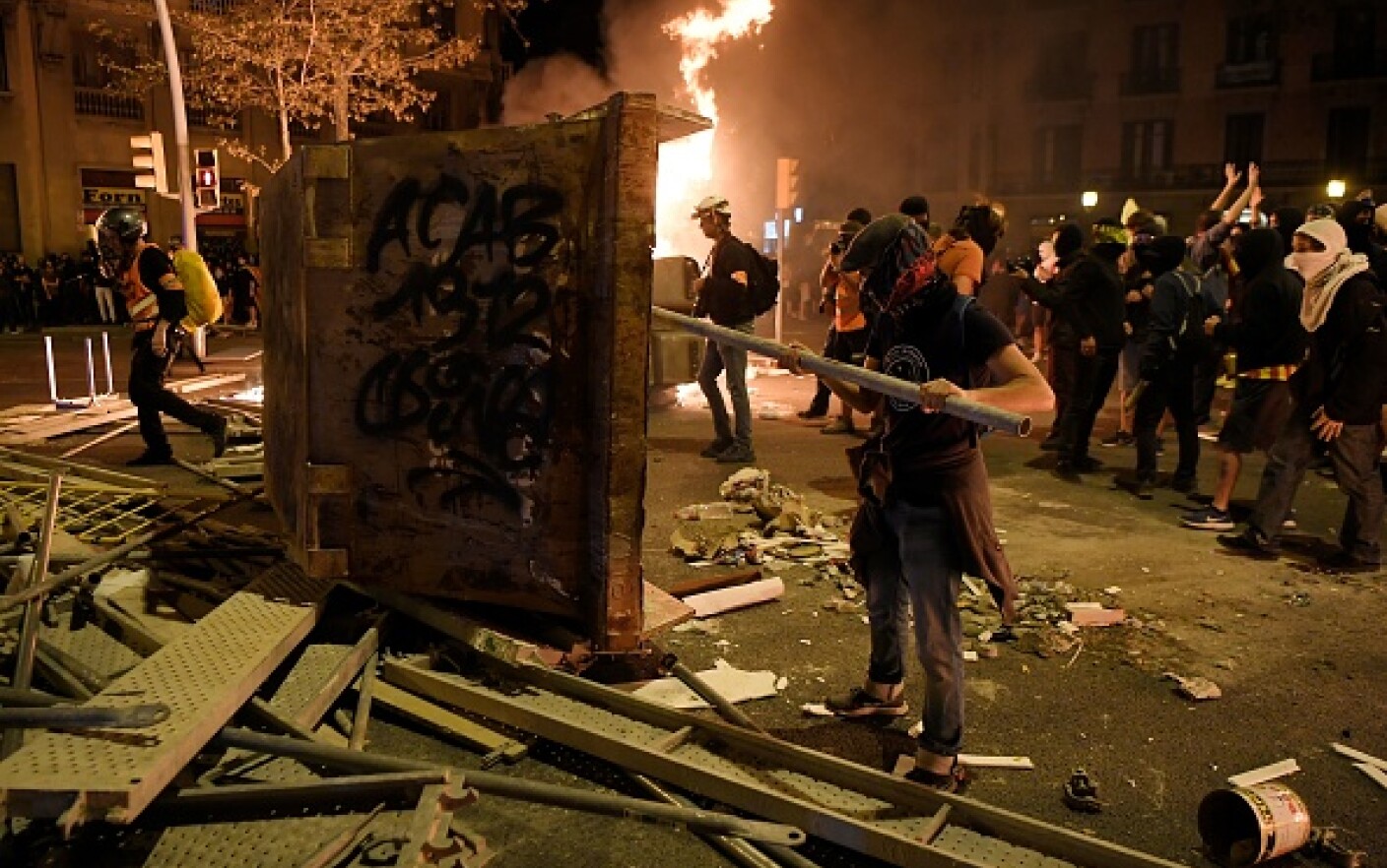 A Treia Zi De Proteste Violente N Barcelona Avertismentul Tarom