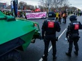 Ştirile ProTv 12 01 2025 Proteste uriașe în Germania împotriva