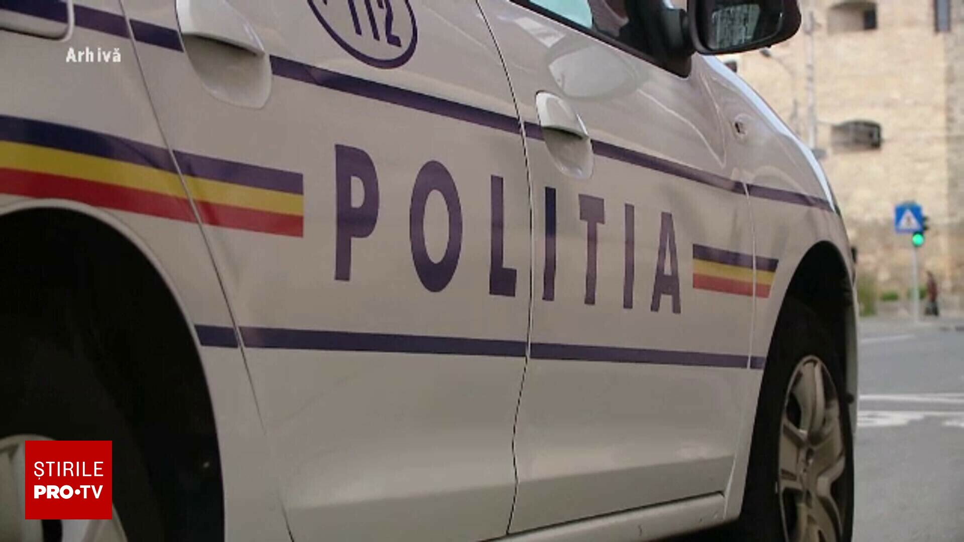 Un tânăr din Olt a fost prins conducând o maşină furată după ce a fost