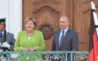   Vladimir Putin, Angela Merkel, Berlin, 