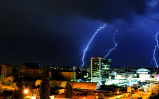 rain thunder rain thunder