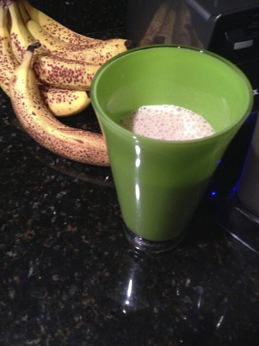 Unt de arahide şi smoothie de banane