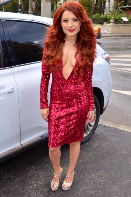 Elena Gheorghe Elena Gheorghe