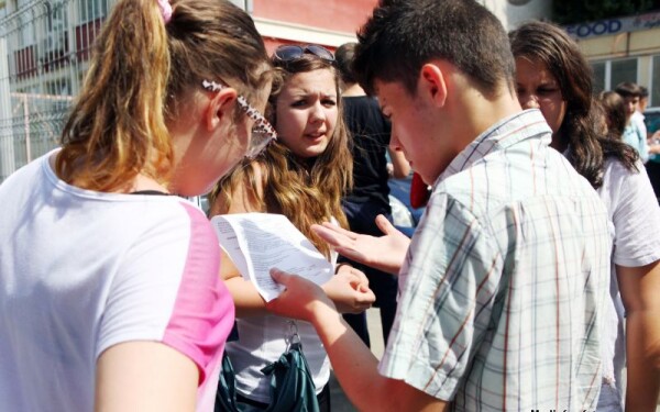 Elevi, evaluare nationala, examen