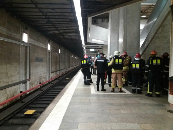 metrou fum metrou fum