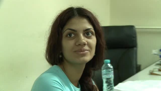 Stiri roxana - Stirileprotv.ro