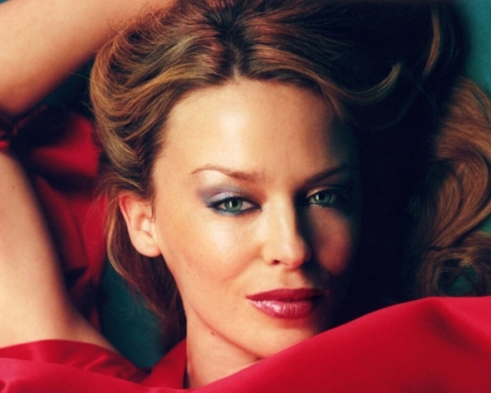 In pat cu ... Kylie Minogue! - Imaginea 1