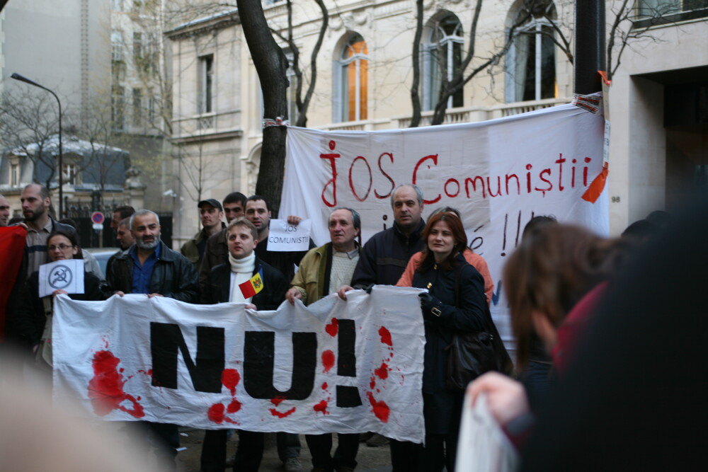 Vezi VIDEO! Moldova - Paris - Londra: Febra protestelor a cuprins Europa - Imaginea 5