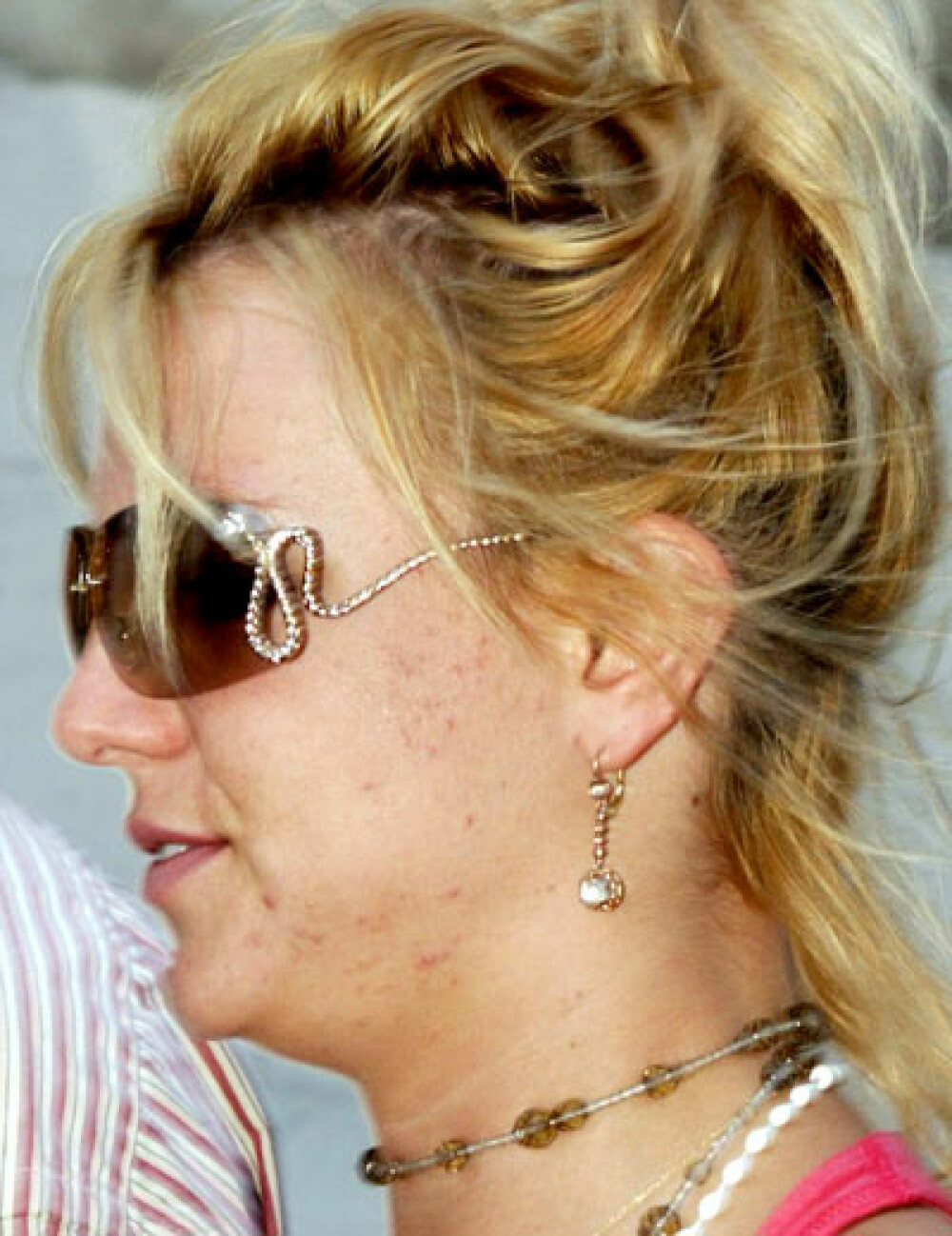 Delasare maxima! Britney Spears si-a scos extensiile la plimbare - Imaginea 11