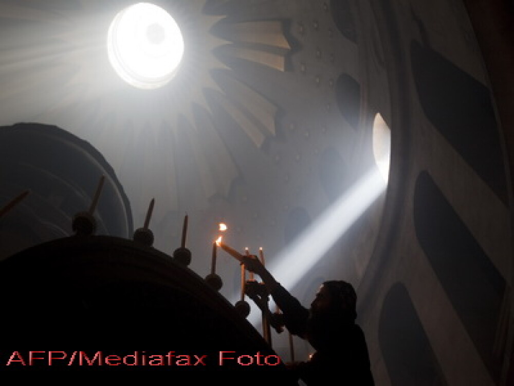 Lumina sfanta a venit in Romania direct de la Ierusalim - Imaginea 1