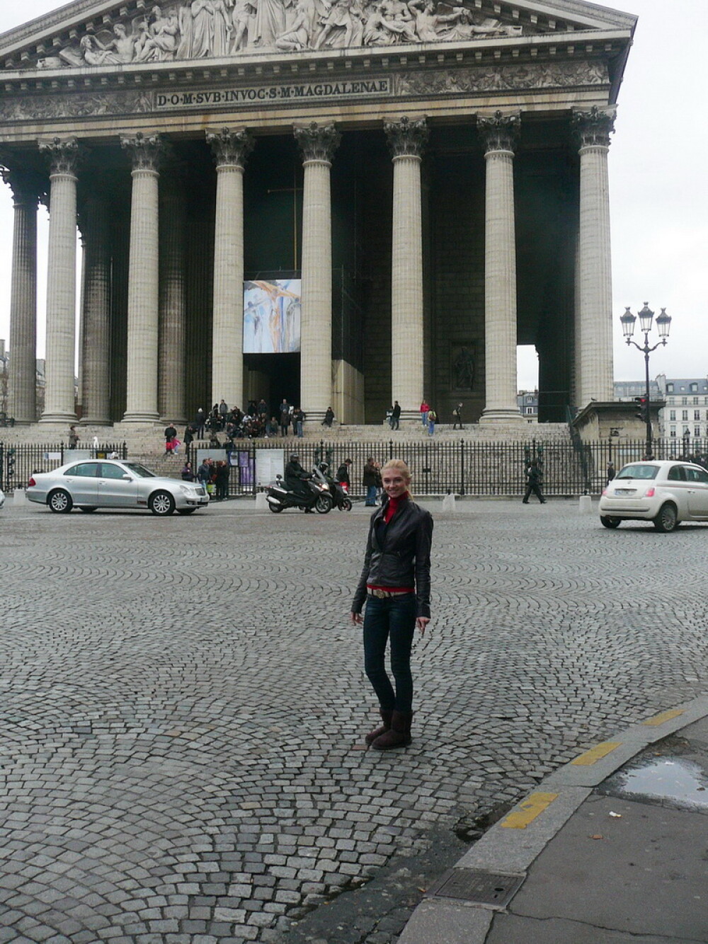 Turism de vis pentru Madalina Draghici: cura de ingrasare la Paris - Imaginea 2