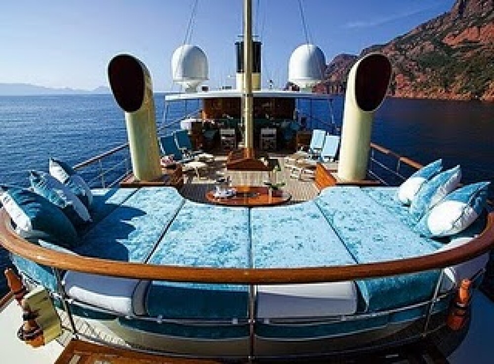 Bine ai venit pe yachtul Piratilor din Caraibe! Costa 100.000 euro 7 zile - Imaginea 5