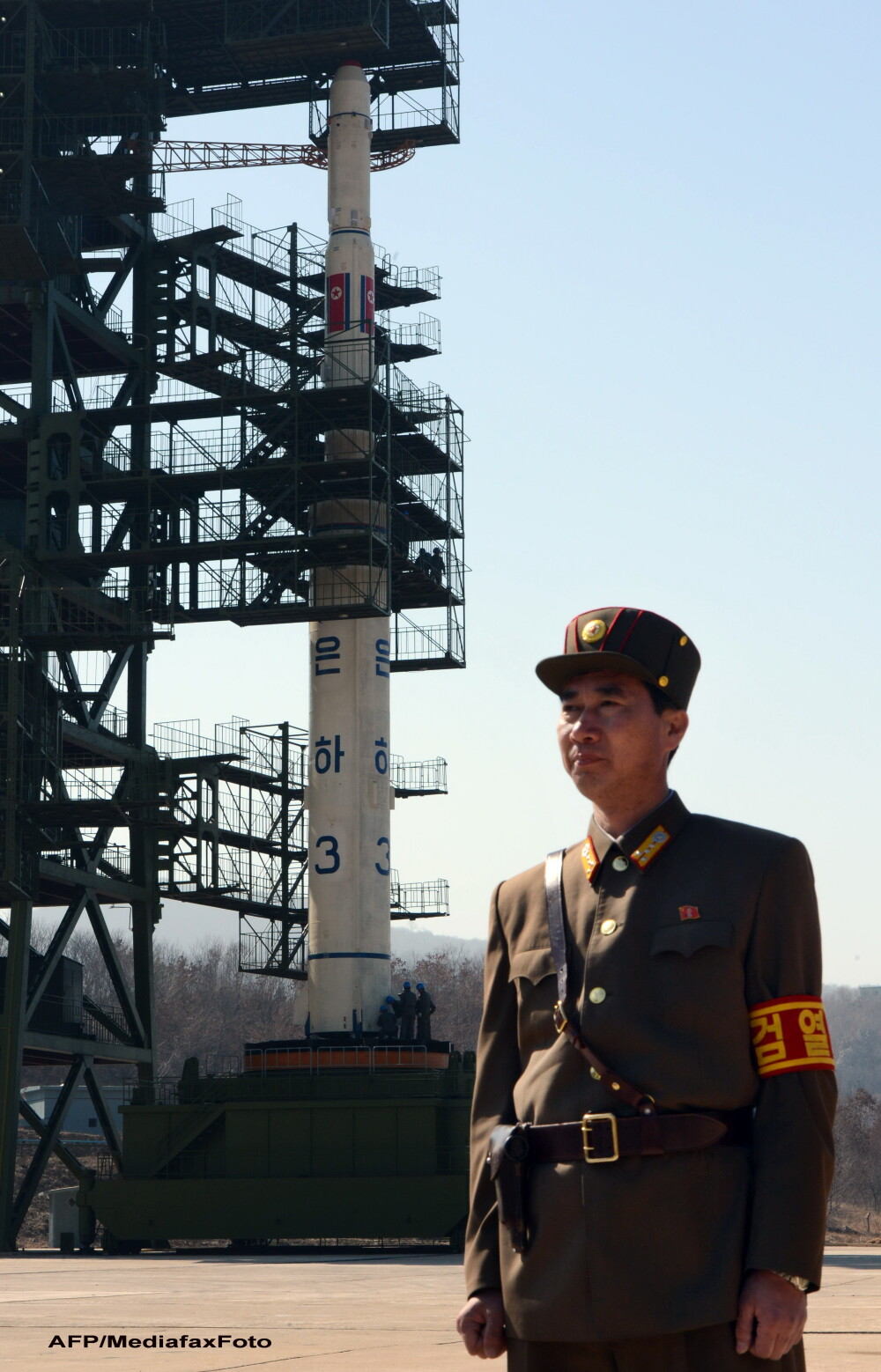 Coreea de Nord a dat voie presei sa vina sa vada RACHETA care irita SUA si Japonia. Foto si VIDEO - Imaginea 4