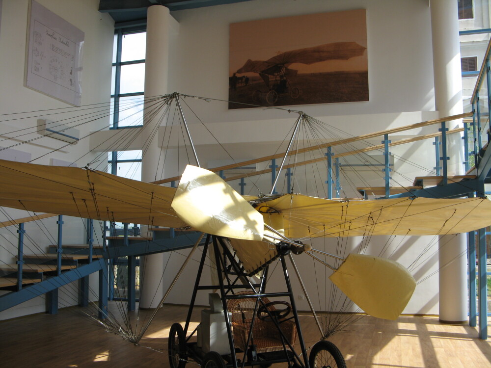 Parintele aviatiei moderne, Traian Vuia, are de astazi un muzeu in localitatea care ii poarta numele - Imaginea 2