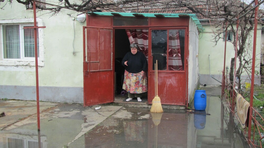 Pentru inundatiile din cartierul Gai, Primaria da vina pe localnici. Ce explicatii are primarul - Imaginea 1