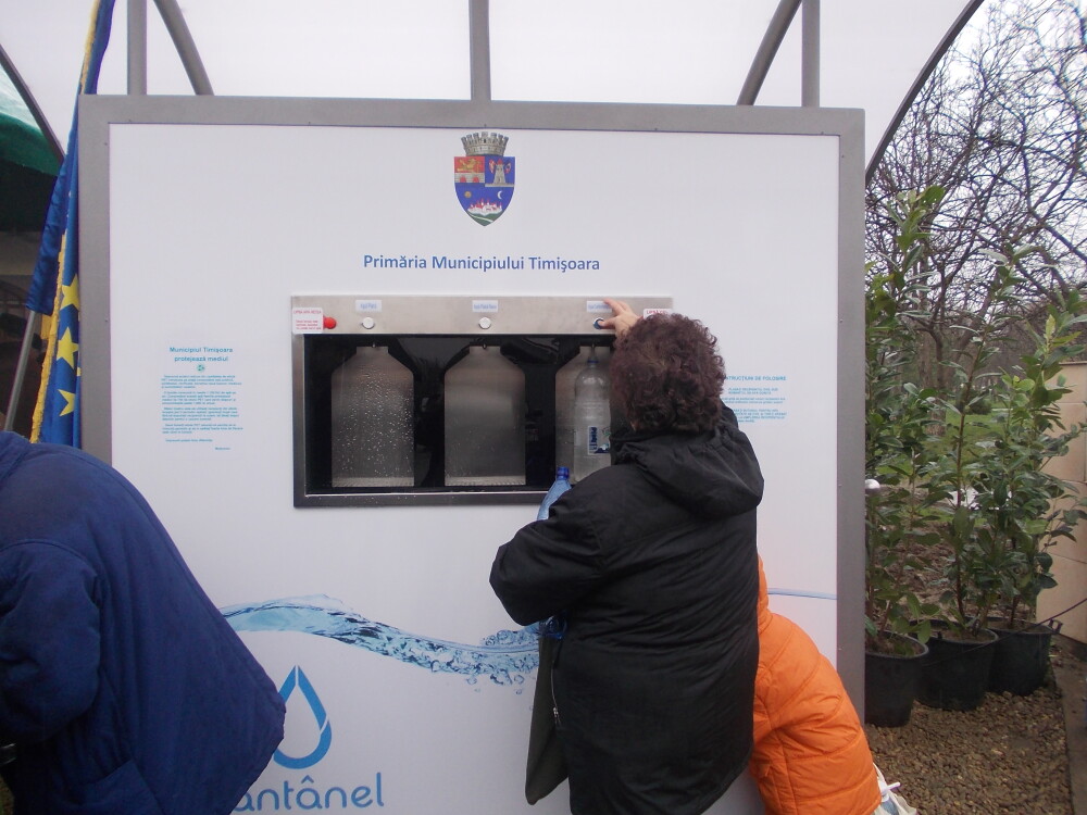 A fost amplasat primul automat public de apa, in Timisoara.Unde poti bea apa carbogazificata gratuit - Imaginea 2