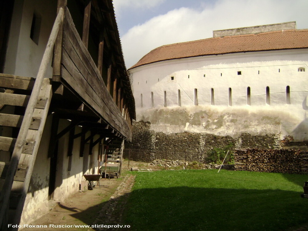 Biserica fortificata de la Prejmer. Vestigii ale cavalerilor teutoni, incluse in patrimoniul UNESCO - Imaginea 4
