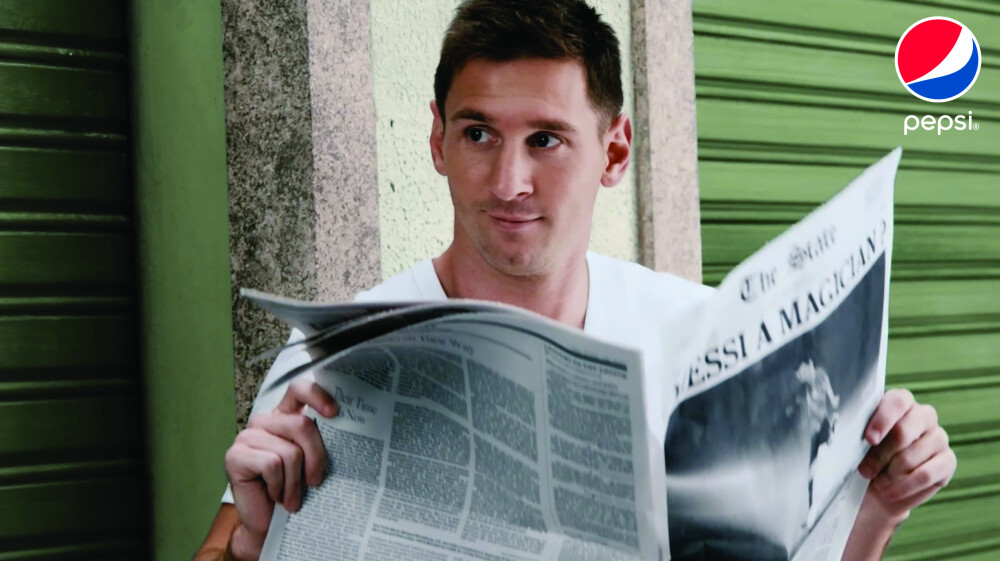 Cel mai tare clip al momentului pe net. Messi si gasca lui fac tot ce vrei TU! Spotul poate fi gasit pe pepsi.ro - Imaginea 2