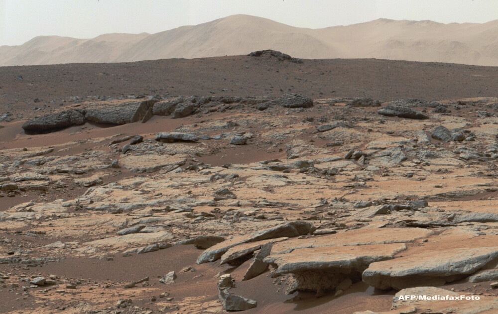 Robotul Curiosity a descoperit ca apa poate exista pe Marte in forma lichida. Ce inseamna acest lucru - Imaginea 3