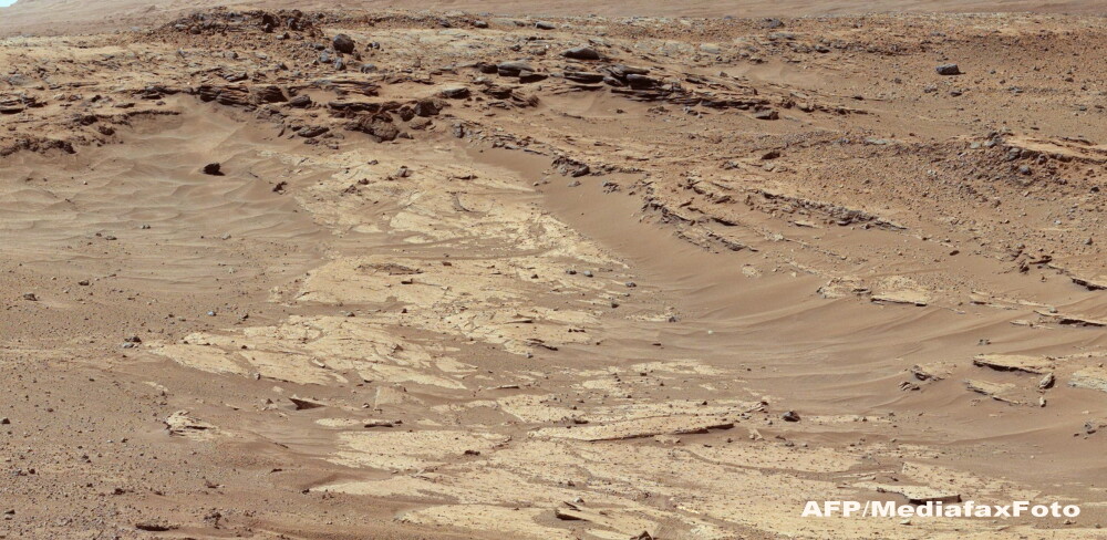 Robotul Curiosity a descoperit ca apa poate exista pe Marte in forma lichida. Ce inseamna acest lucru - Imaginea 4