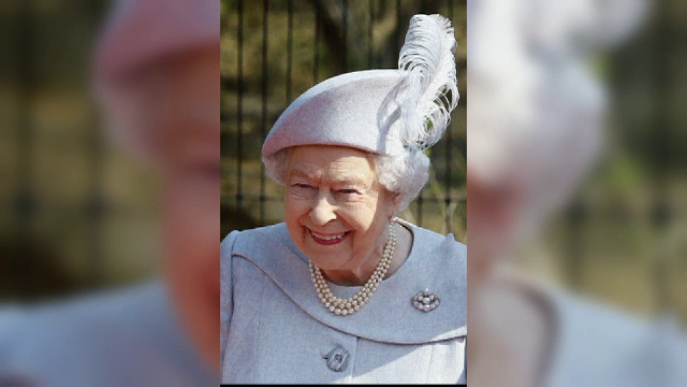 Regina Elisabeta a II-a a Marii Britanii a implinit 90 de ani. Fotografii din arhiva personala, prezentate la BBC - Imaginea 8