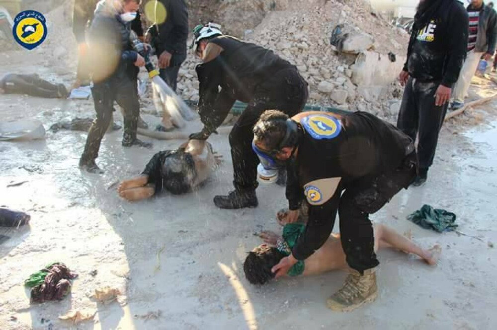 Atac cu arme chimice in provincia Idlib din Siria. Bilantul a ajuns la 100 de morti si 400 de raniti - Imaginea 1