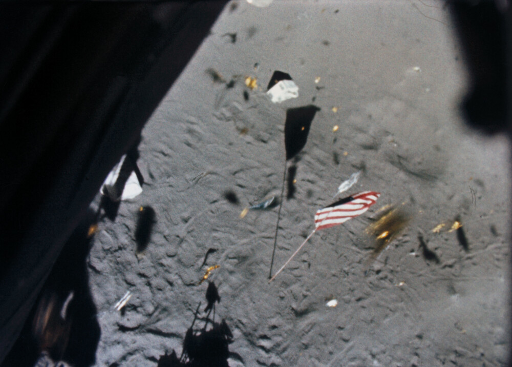 Ce s-a întâmplat cu bucata de rocă de pe Lună primită de Ceauşescu de la americani - Imaginea 5