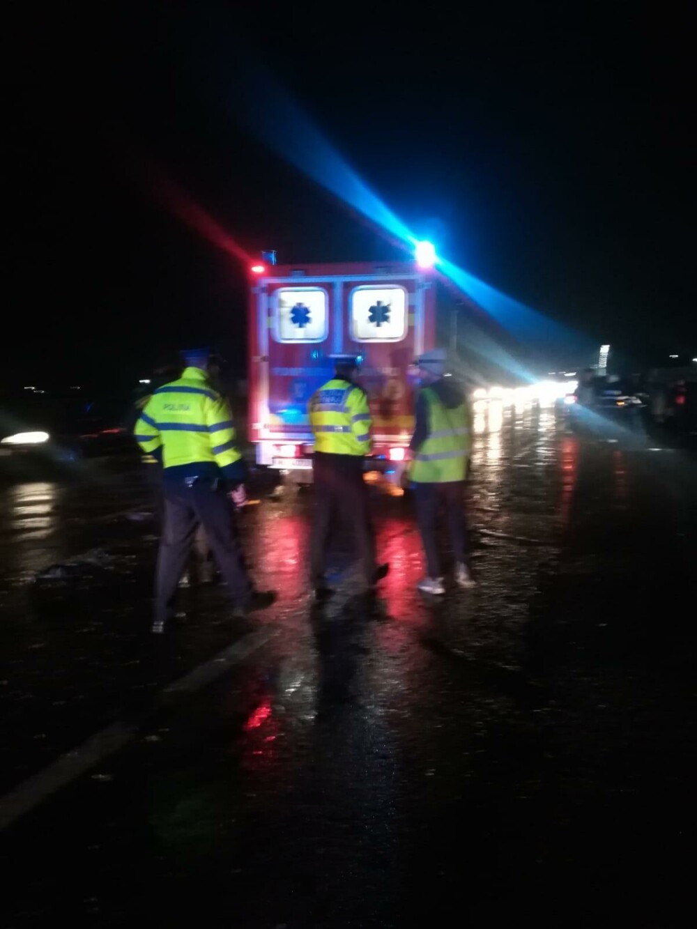 Accident cu două microbuze în județul Iași. Opt pasageri au ajuns la spital - Imaginea 1