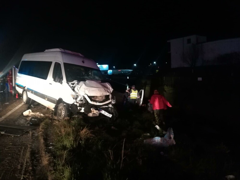 Accident cu două microbuze în județul Iași. Opt pasageri au ajuns la spital - Imaginea 5