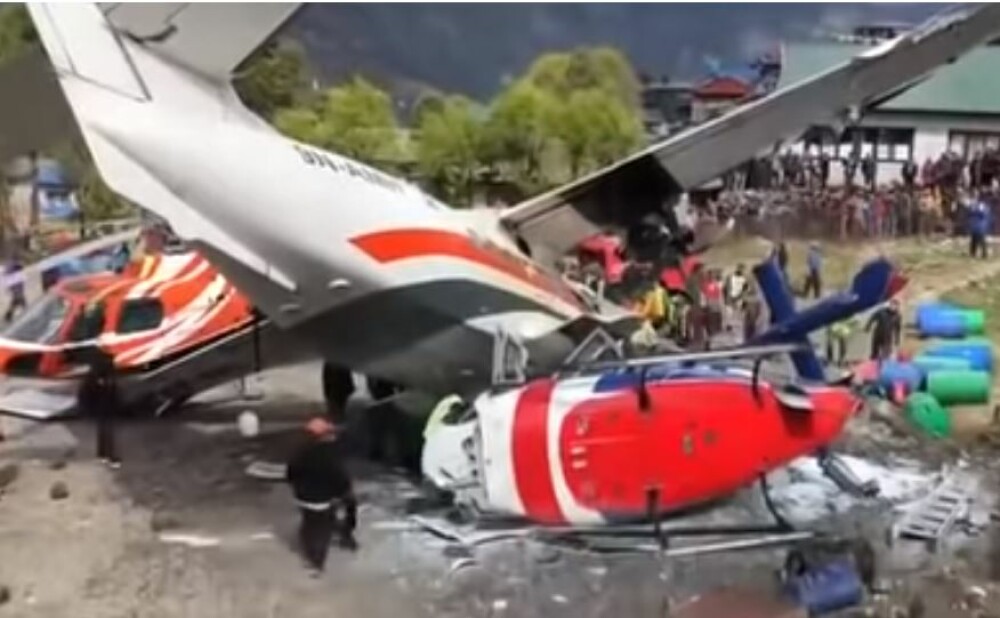 Accident mortal pe unul dintre cele mai periculoase aeroporturi din lume. VIDEO - Imaginea 1