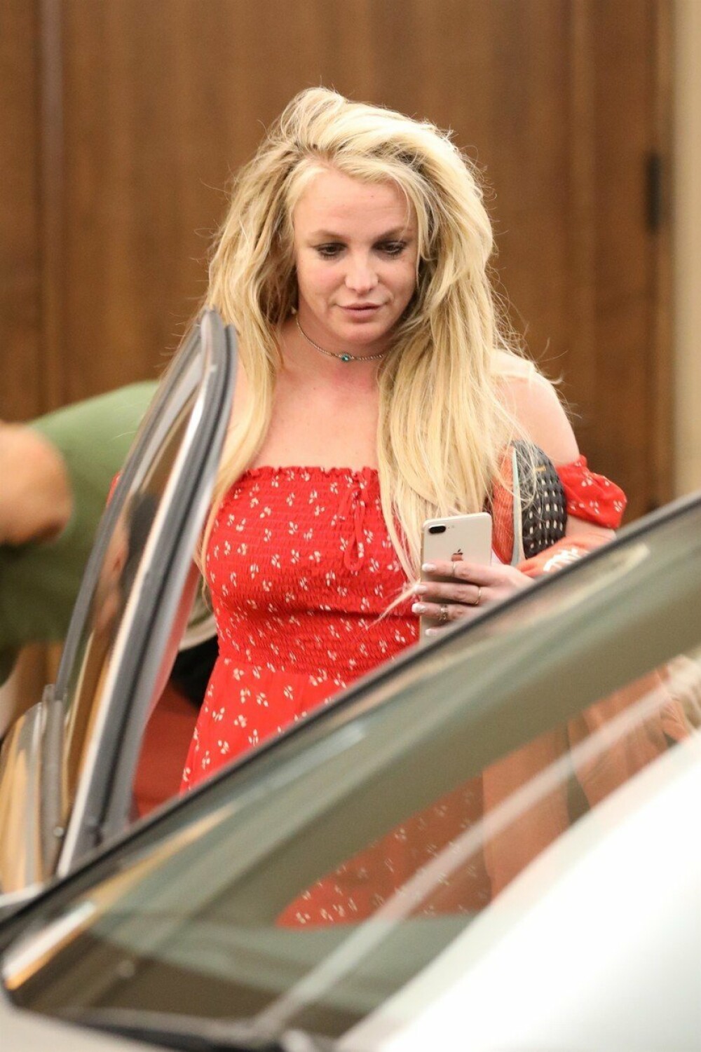 Primele imagini cu Britney Spears de când s-a internat într-o clinică de psihiatrie. FOTO - Imaginea 5