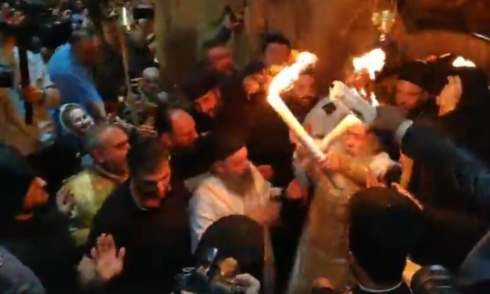 Lumina Sfântă s-a aprins la Ierusalim. Momentul, transmis Live pe Facebook. VIDEO - Imaginea 3
