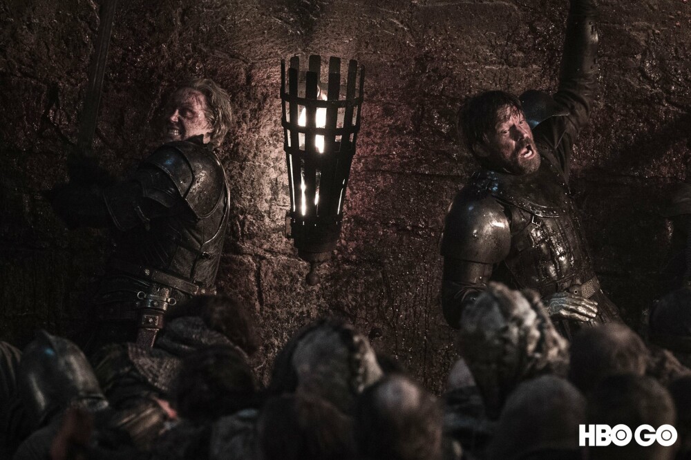 Detaliul observat de fani în noile fotografii din următorul episod Game of Thrones - Imaginea 3