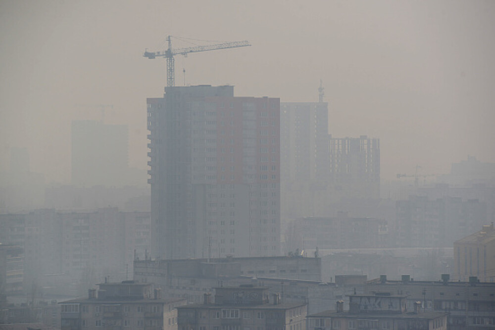 Kiev a devenit cel mai poluat oraş din lume după incendiile de la Cernobîl. GALERIE FOTO - Imaginea 5