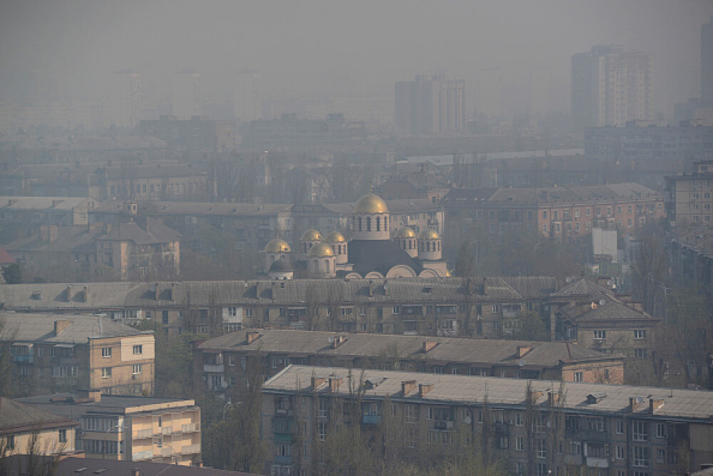 Kiev a devenit cel mai poluat oraş din lume după incendiile de la Cernobîl. GALERIE FOTO - Imaginea 3