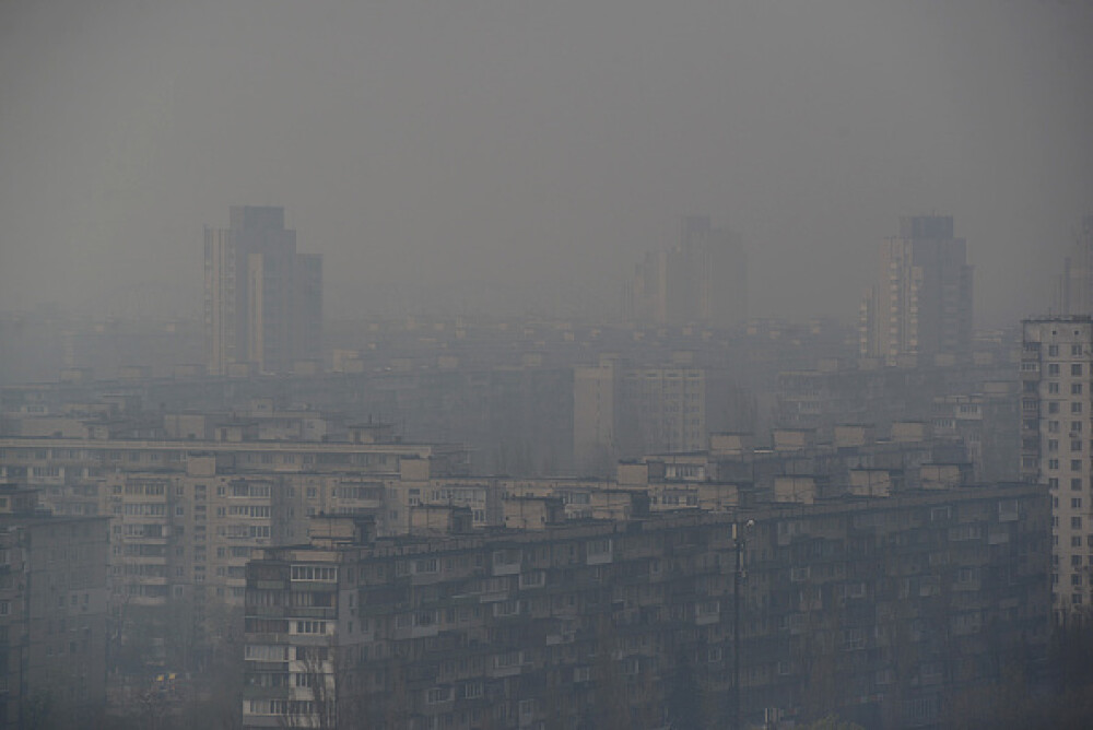 Kiev a devenit cel mai poluat oraş din lume după incendiile de la Cernobîl. GALERIE FOTO - Imaginea 2