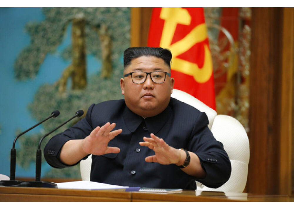 A fost Kim Jong Un înlocuit de o sosie? Dictatorul, filmat în 2017 alături de dublurile sale - Imaginea 18