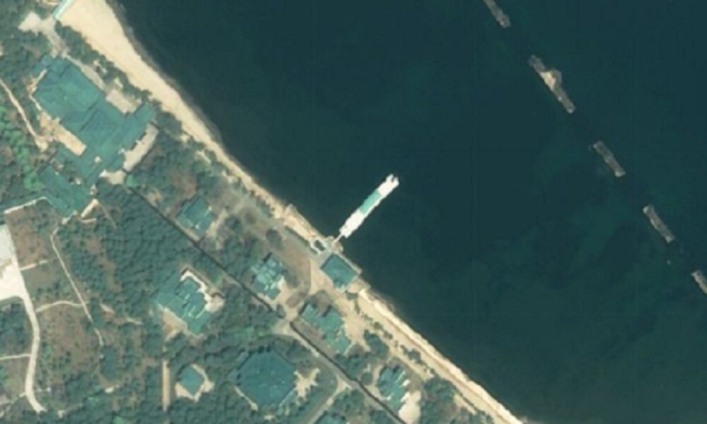Imagini din satelit cu locul unde s-ar afla de fapt liderul nord-coreean Kim Jong-un - Imaginea 2