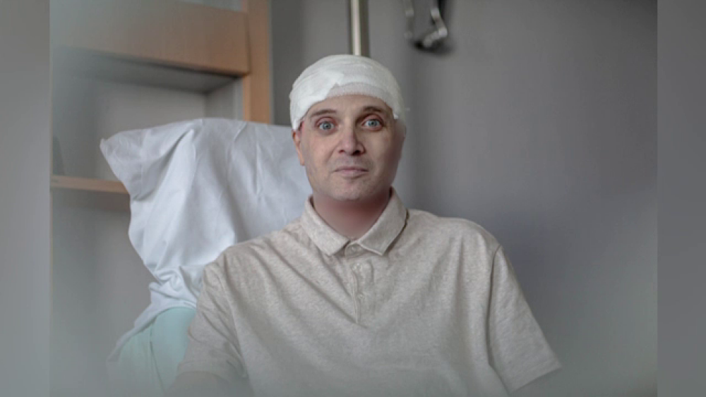 Medicul Cătălin Denciu, rănit după ce a salvat pacienți, este Eroul Anului 2020 în Belgia - Imaginea 3