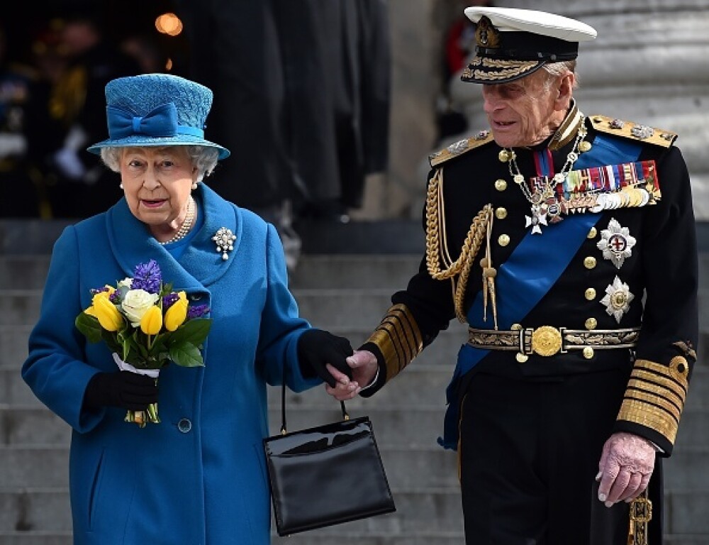 Prinţul Philip al Marii Britanii a fost înmormântat. Regina Elisabeta, în lacrimi la slujbă, unde a stat singură - Imaginea 8