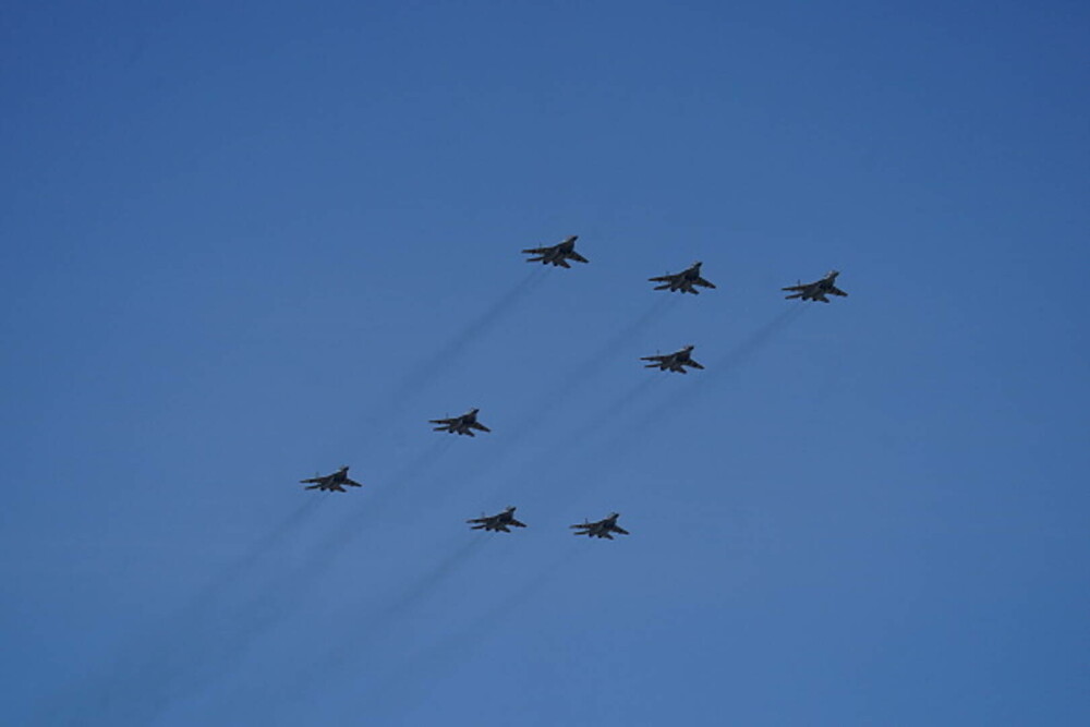 O rachetă nucleară intercontinentală, la repetițiile paradei „Ziua Victoriei“ din Rusia. GALERIE FOTO - Imaginea 19