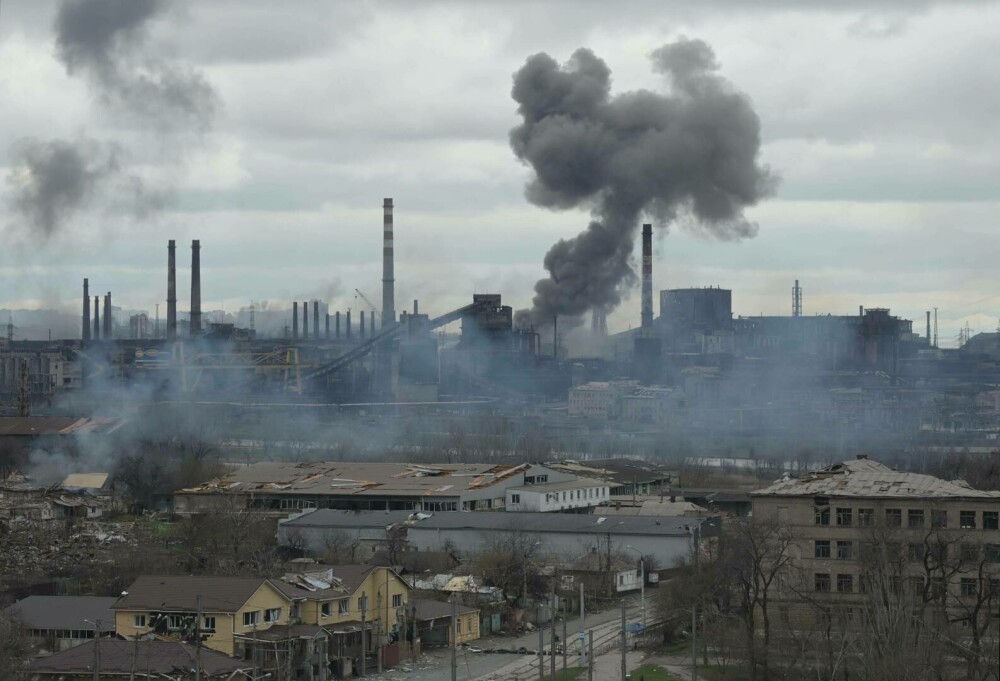 Forţele ruse continuă atacul asupra fabricii de oţel Azovstal din Mariupol - Imaginea 2