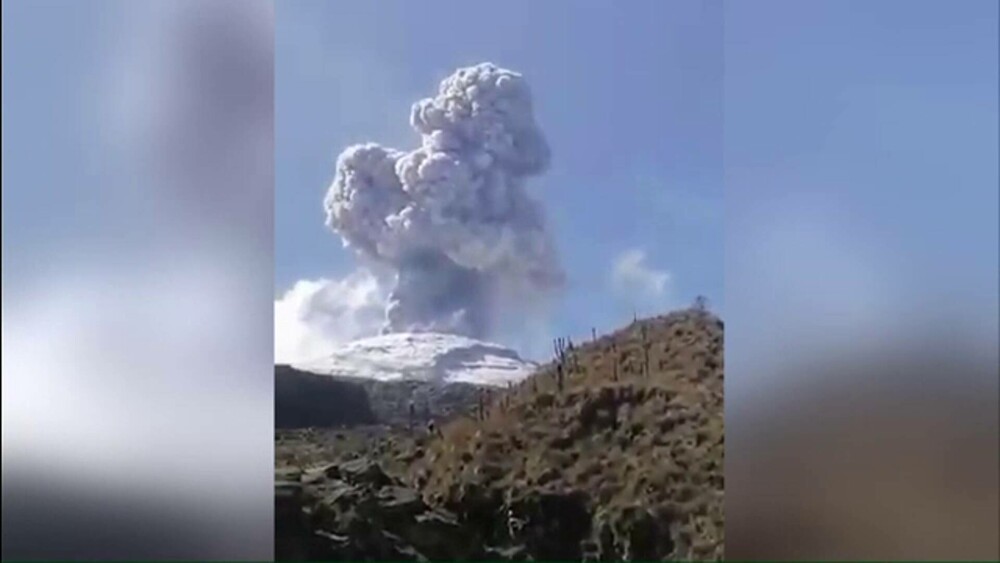 Unul dintre cei mai periculoși vulcani dă semne că va erupe. În 1985 a distrus un oraș și au murit 23.000 de oameni - Imaginea 1