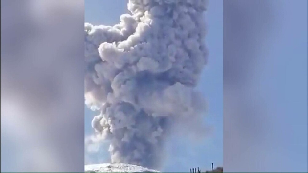 Unul dintre cei mai periculoși vulcani dă semne că va erupe. În 1985 a distrus un oraș și au murit 23.000 de oameni - Imaginea 4