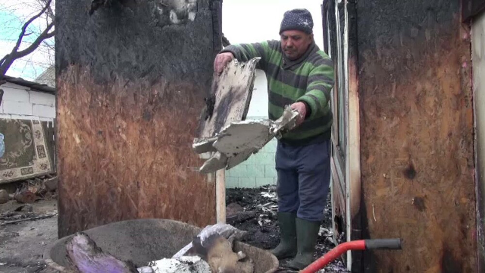 „Nu s-a mai putut face nimic”. În pragul Paștelui, o familie a rămas fără casă după ce a fost distrusă de un incendiu - Imaginea 9