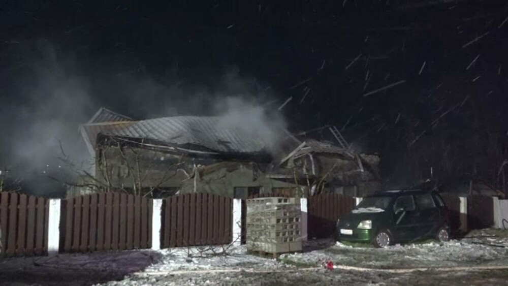 O familie cu doi copii, din Vaslui, a rămas pe drumuri din cauza unui incendiu - Imaginea 5
