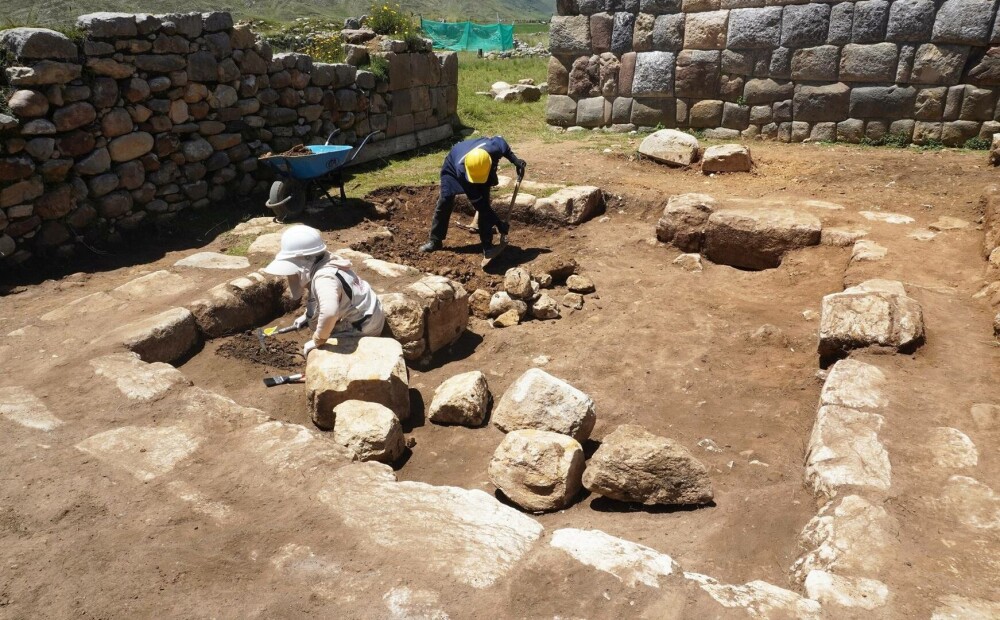 Secretele sacre descoperite sub pământ. Ce au scos la iveală săpăturile unor arheologi | GALERIE FOTO - Imaginea 3